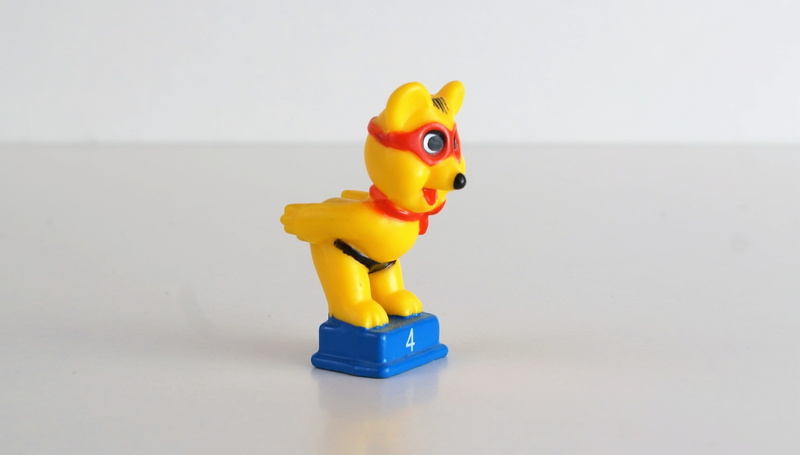 colored background, mammal, studio shot, fruit jelly, gummibärchen, childhood, figurine, animal representation, animal, plastic, cut out, candy, sweetness