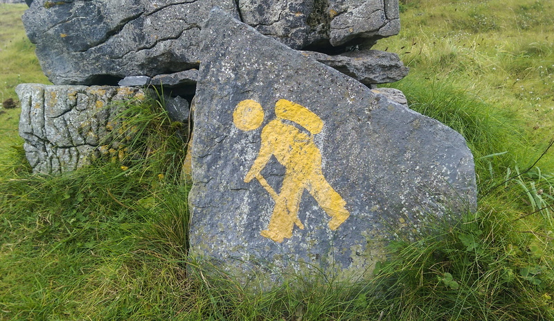 symbol, information sign, stones, pedestrian, yellow, representation, land, tourist, sign, 1080P, creativity, field, no people, male likeness, grass, graphics