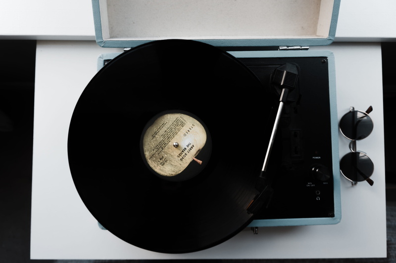 love, beatles, style, audio, no People, music, black Color, interior design, beatle, retro, flat lay, black, band, technology, audio Equipment, single Object