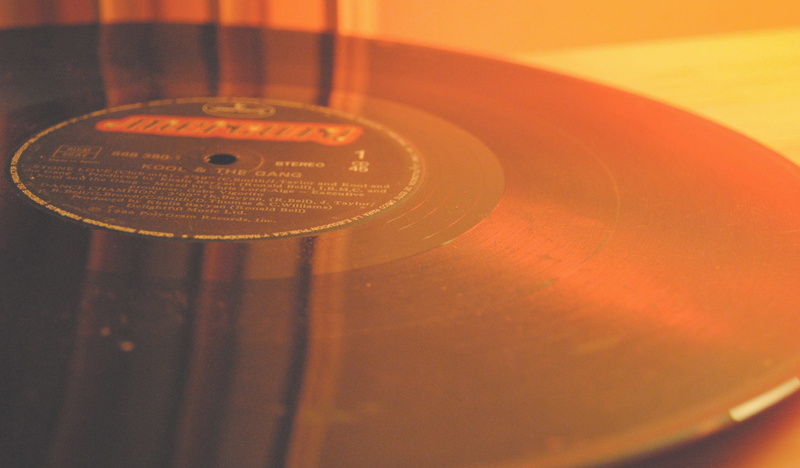 Vynil, orange color, technology, table, old-fashioned, Music, musicians, record, gramophone, Music, classic, text, lp, no people, sound, Vinyl, photography