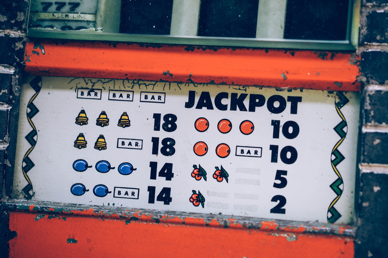 number, no people, 4K, information, technology, focus on foreground, jackpot, red, close-up, day, electricity, outdoors, text, control, industry, communication