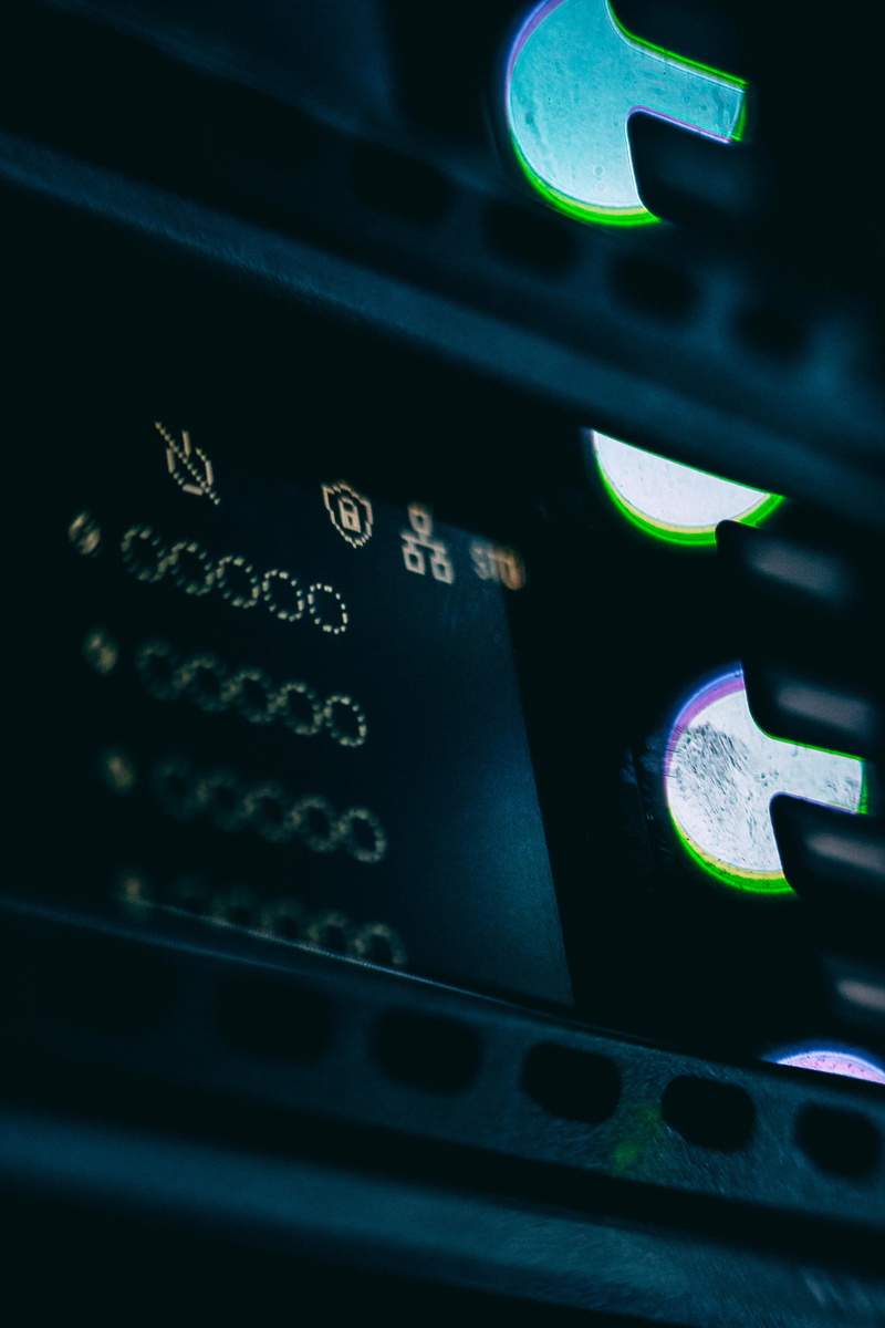 technology, phone, urban, close-up, city, selective focus, indoors, machine, lights, night, tech, cell phone, land vehicle, building, mode of transportation