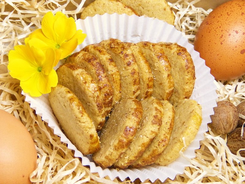 nutmeg, Hildegard Von Bingen, cookies, bun, relax, healthy, gift, joy, nerves biscuits, bingen, yellow, calories, spring, high angle view, ready-to-eat