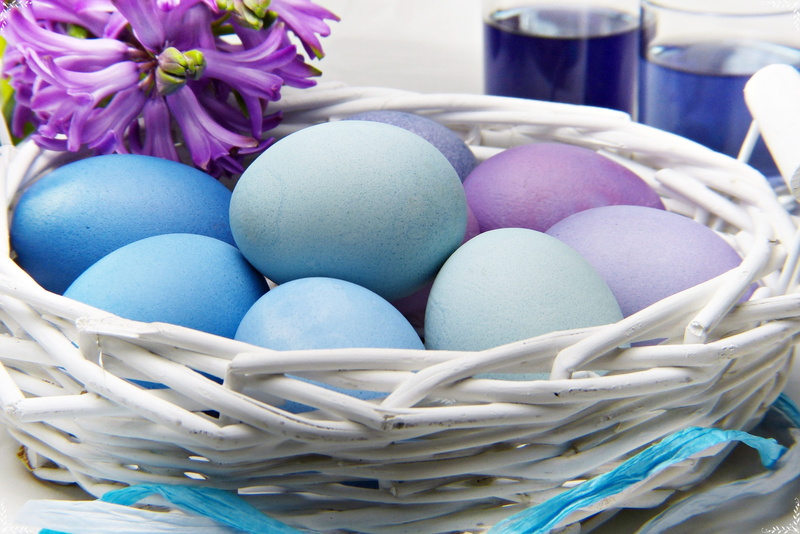 easter holidays, flower, tinker, indoors, food, handmade, blue, no people, diabetes, diet, traditionally, container, easter egg, easter, children, invitation