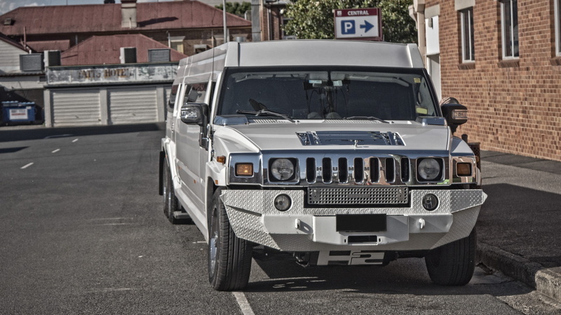 stretch, romance, hummer, urban, white, built structure, outdoors, elegance, luxury, automobile, chauffeur, wedding, marriage, travel, no people, stationary