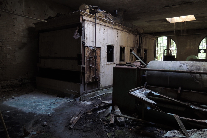 dirty, alleyway, ruined, domestic room, nature, indoors, house, street, collapsing, bad condition, building, road, alley, urban, brown, interior, messy