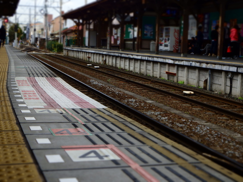 grunge, subway, 4K, tokyo, railroad station, built structure, railroad station platform, transportation, rail transportation, platform, road, building exterior
