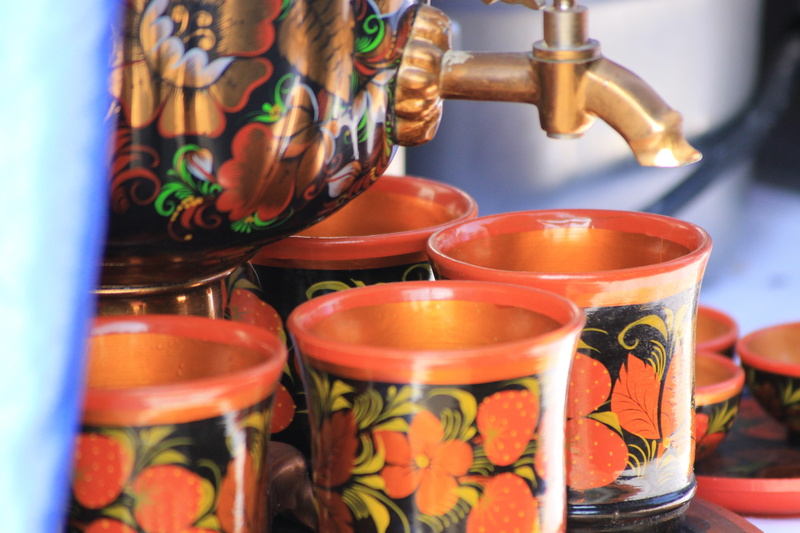 traditions, nutrition, cups, household equipment, people, real people, tea, food and drink, folk, 4K, close-up, russian, tableware, glass, food, occupation
