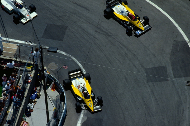 land vehicle, government, street, people, yellow, group of people, mode of transportation, 720P, car, transportation, motion, re40, 1983, formula, competition