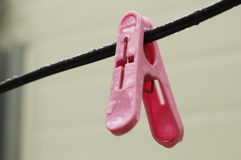 focus on foreground, two objects, hanging, love, outdoors, positive emotion, security, selective focus, safety, no people, plastic, 5K, Laundry, cable