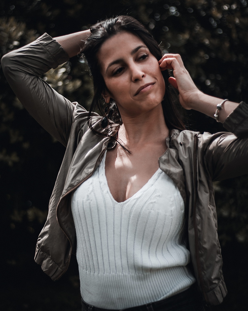 head, people, hand, focus on foreground, dance pose, dance, human, adult, portrait, young adult, brown, looking at camera, beautiful woman, hand in hair