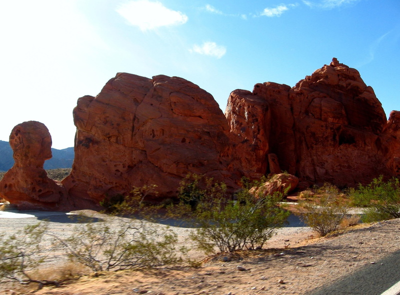 1080P, red rock, head, rock, brush, desert, bust, 3d and abstract, valley of fire, fire, valley, rock bust