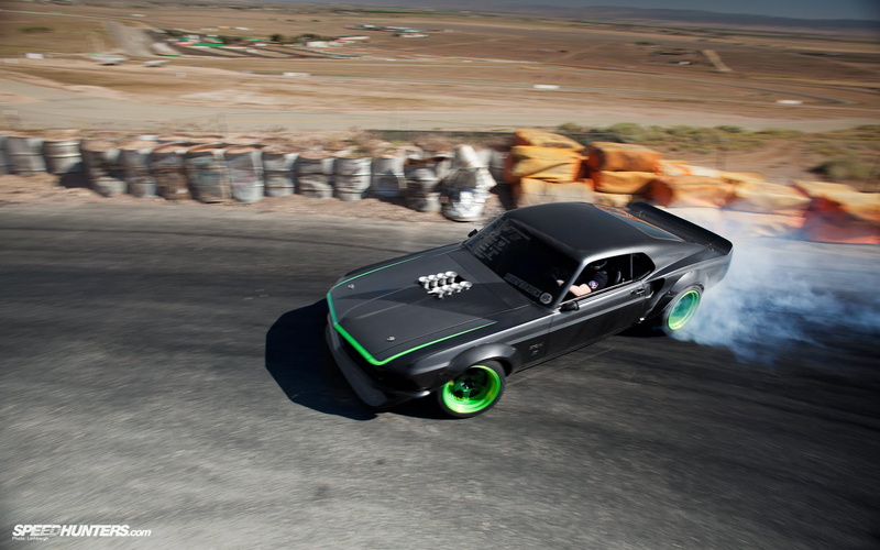 no people, technology, smoke, ford, mode of Transport, collectors Car, focus on foreground, mode of transportation, sport, mustang, high angle view, black color