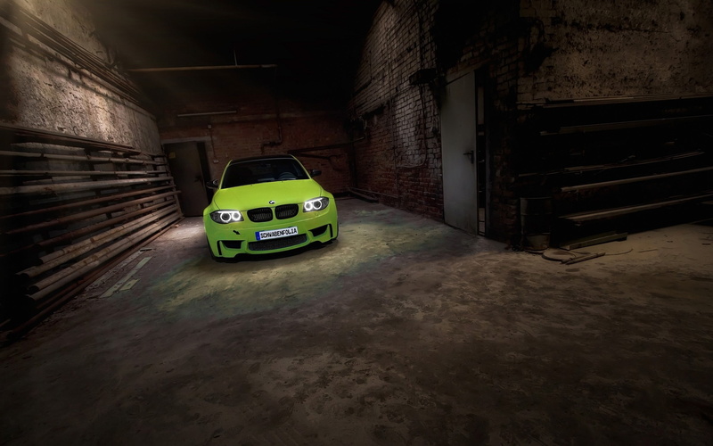car, 2K, day, mode of transportation, table, parking, architecture, no people, old, stationary, built structure, toy, bmw bmw e82 bmw m1 coupe, garage