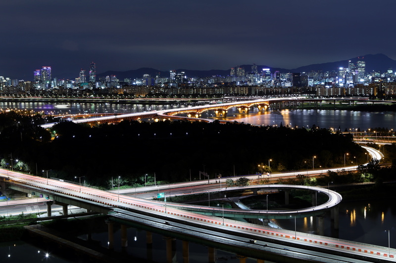 light trail, speed, transportation, modern, 5K, bridge - man made structure, built structure, motion, connection, time, night, cityscape, seongsu bridge