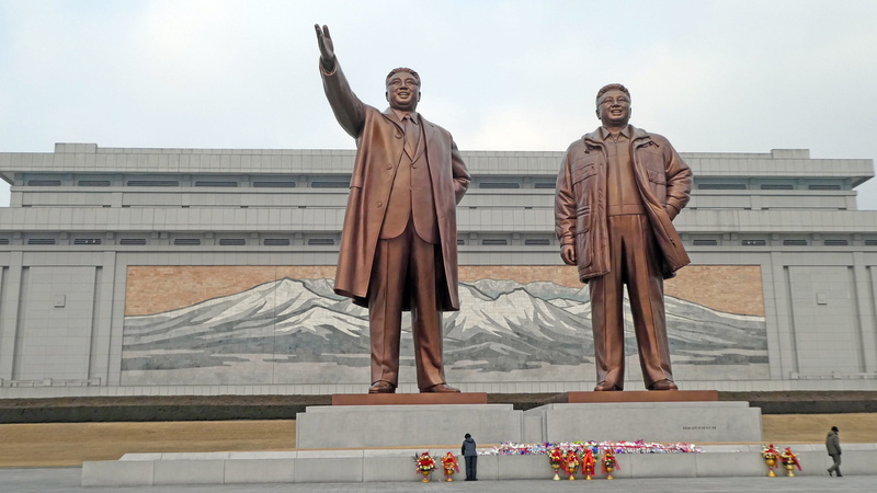 representation, standing, built structure, outdoors, 4K, human representation, art and craft, men, human, man, sculpture, building exterior, north korea