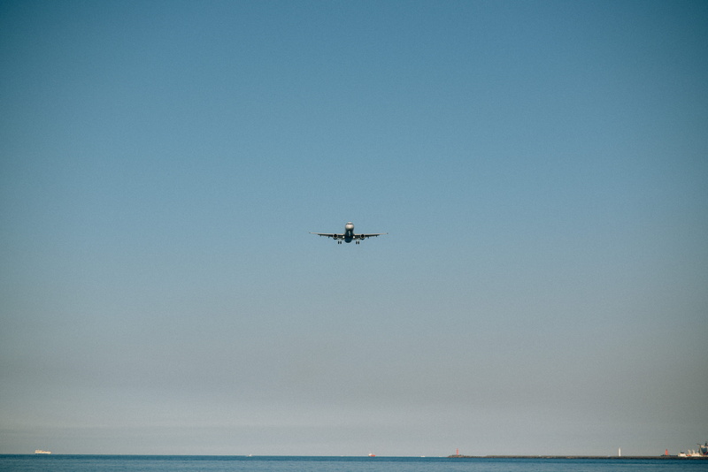 sky, mode of transportation, clear, day, flying, apporach, 4K, final, transportation, on the move, landing, mid-air, motion, nature, airplane, no people