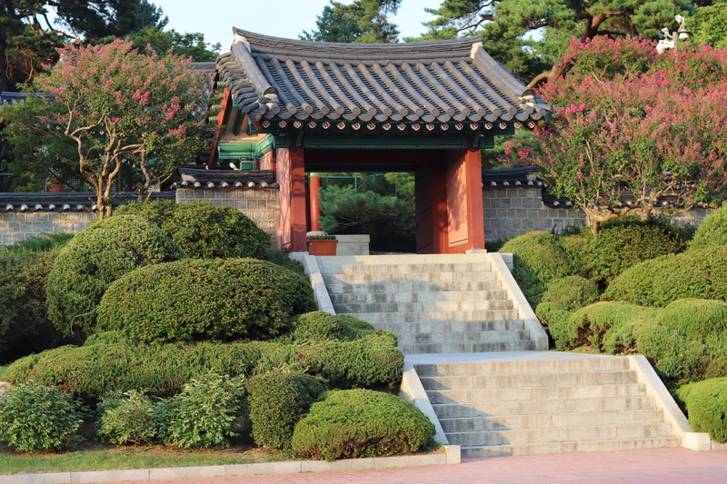 building exterior, religion, formal garden, building, garden, place of worship, nature, roof, roof tile, 5K, hanok, architecture, green color, belief