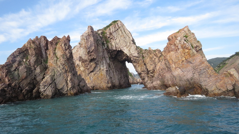 physical geography, sea, no people, outdoors, solid, formation, water, turquoise colored, hongdo dongdaemun rock, beauty in nature, dongdaemun rock, tranquility