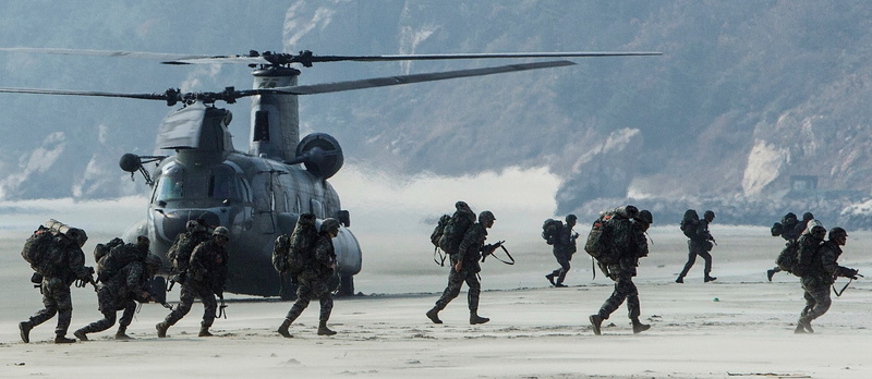 Military Aircraft, soldier, helicopters, Boeing CH 47 Chinook, military, 1080P, beach, South Korea, Republic Of Korea Armed Forces