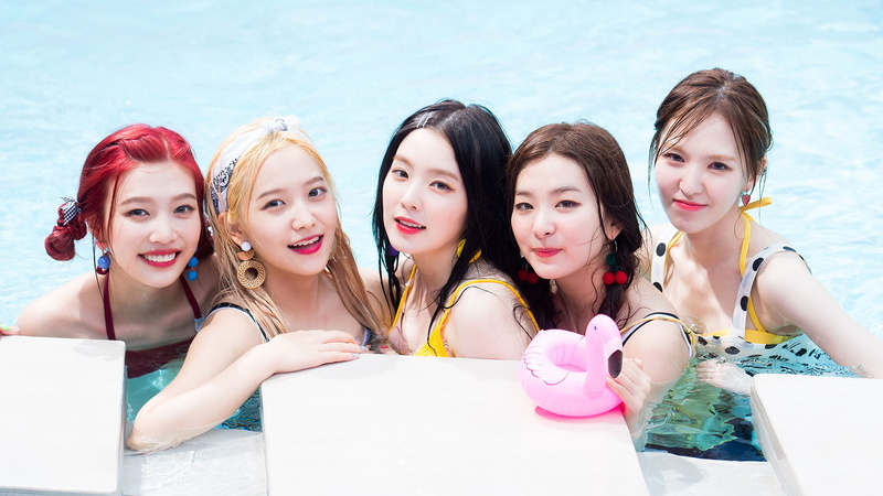 beautiful woman, K-pop, young women, RedVelvet, water, emotion, smiling, summer, fashion, happiness, outdoors, women, swimming pool, portrait, blonde, friendship
