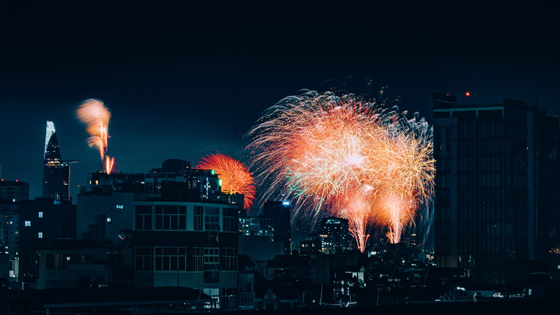 fireworks, urban, crowd, vietnam, city, exploding, diwali, built structure, 5K, hochiminh, firework - man made object, metropolis, firework display, skyscraper