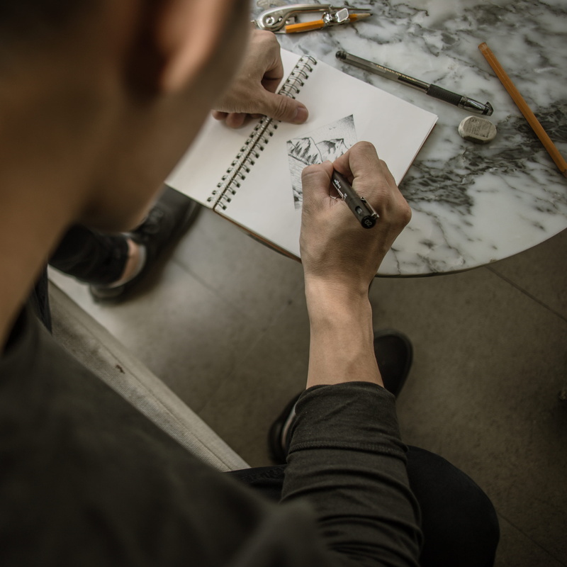 craft, photography, mountain, pen, coffee, selective focus, white, notepad, male, indoors, occupation, real people, adult, vietnam, concentration, pencil