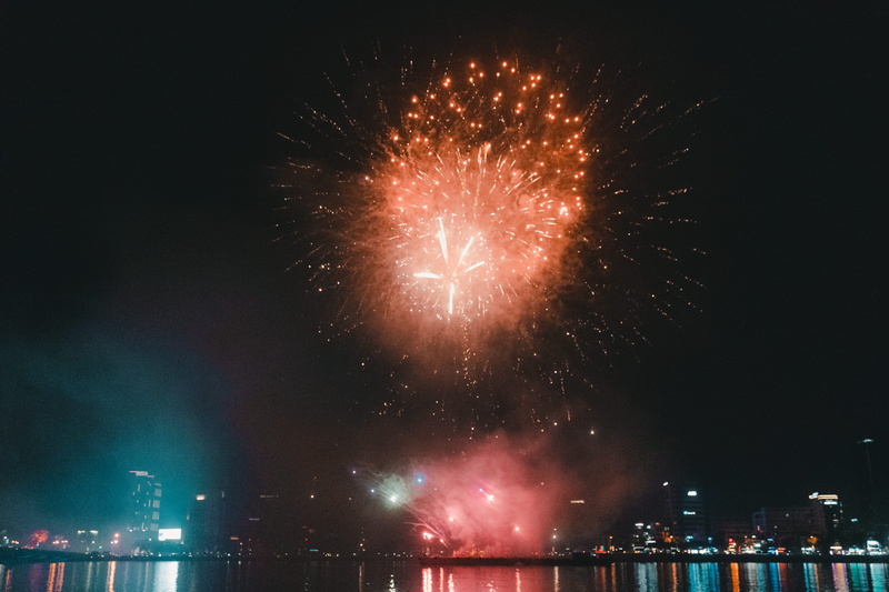 water, built structure, sky, 5K, nature, building exterior, firework display, illuminated, happy new year, vietnam, skyscraper, no people, firework - man made object