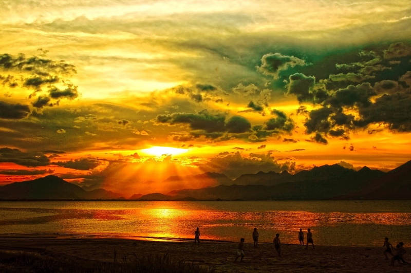 tranquility, sky, outdoors, seaside, stratosphere, seascape, environment, ocean, idyllic, da nang, people, coast, weather, scenics, reflection, cloudscape