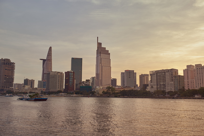 building exterior, nature, water, financial district, 5K, modern, metropolis, apartment building, urban skyline, spire, yacht, transportation, office building