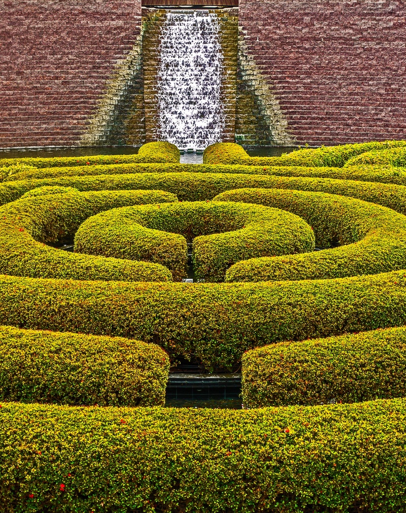 green color, 2K, no people, park, labyrinth, park - man made space, day, outdoors, creativity, jean paul getty museum, landscaping, hedgerow, beauty in nature