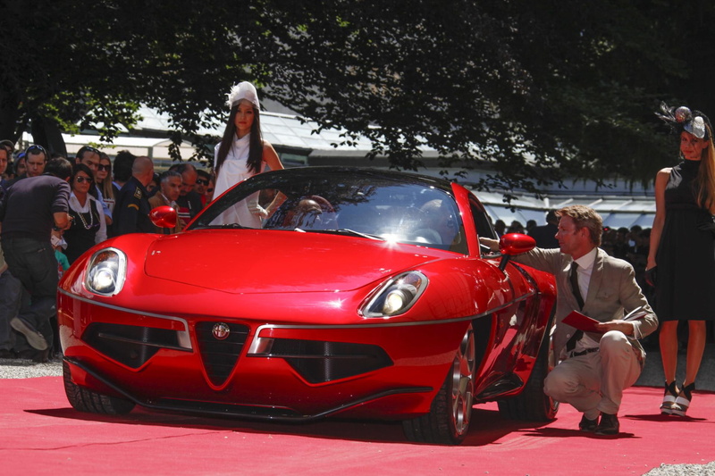 romeo, touring, adult, disco, alfa, land vehicle, crowd, people, 1080P, outdoors, full length, red, incidental people, volante, transportation, mode of transportation