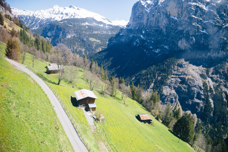field, building, 5K, tranquility, plant, scenics - nature, mountain, mountain range, outdoors, house on moutain, no people, moutain, tranquil scene, day