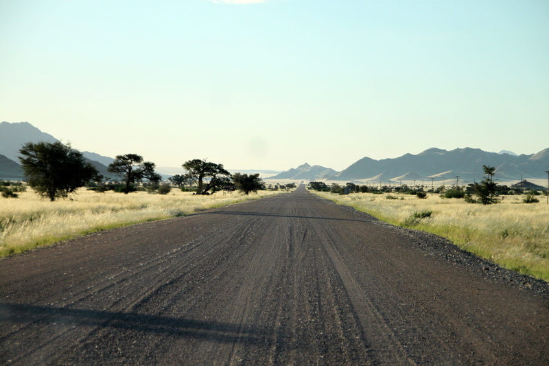 day, non-urban scene, asphalt, street, Lonely, highway, scenics, horizon, mountain, hot, sky, diminishing perspective, Street, no People, landscapes, grass