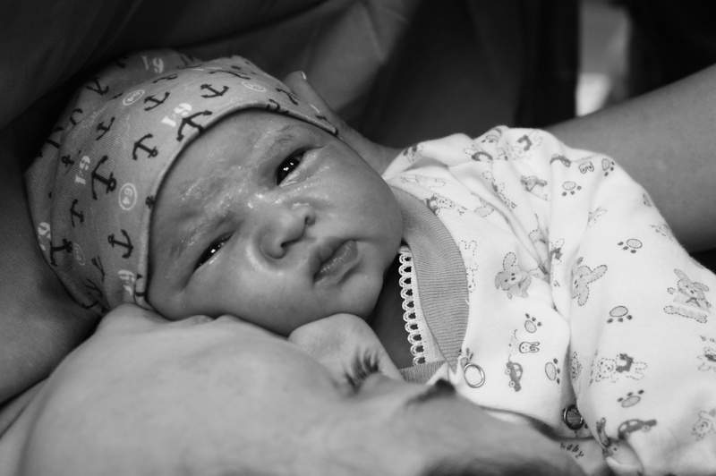 lying on back, human, wearing, human face, bed, grayscale, sweet, cute, operating room, child, small, women, beautiful woman, birth, lying down, dad, innocent
