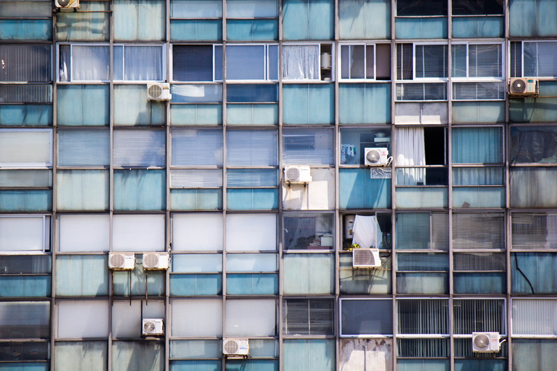 outdoors, wall - Building Feature, painted, built Structure, downtown District, blue, building, wall, construction Industry, edicifio, skyscraper, conditioners