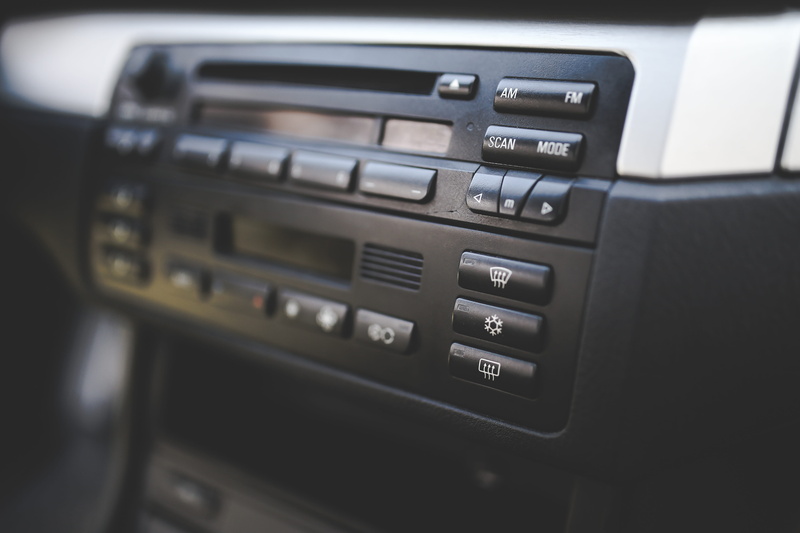 air conditioning, wealth, close-up, Automobile, day, black, car interior, Car, push button, unit, car, head, modern, no people, vehicle interior, transportation