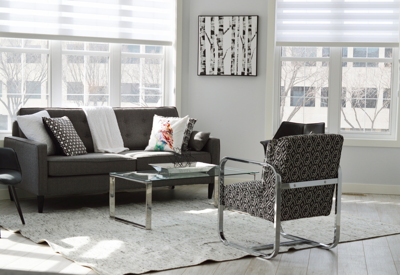 carpet - decor, seat, gray, home interior, urban, lifestyle, absence, sofa, comfortable, day, indoors, 5K, newspaper, tufted, domestic room, set, curtain