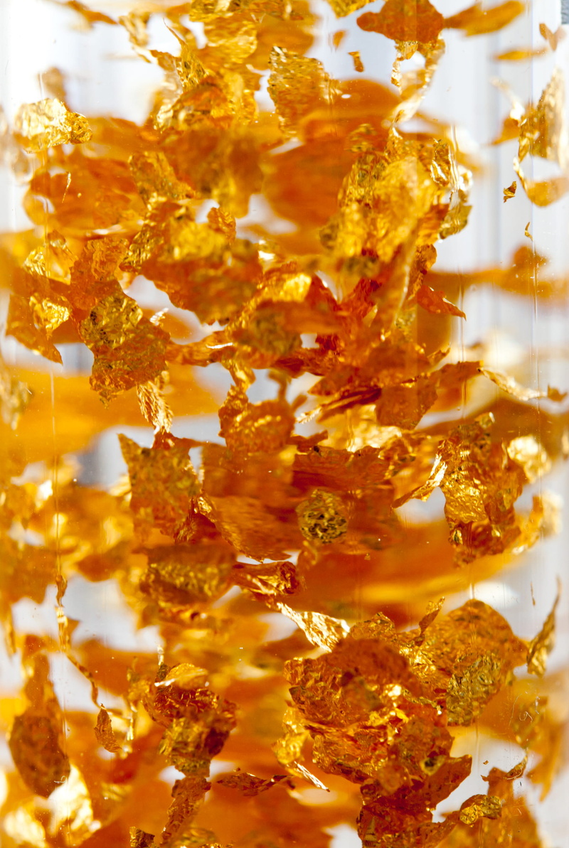 close-up, gold, leaf, freshness, floating, layers, wellbeing, still life, pattern, colour, brown, metal, temptation, indulgence, photoholgic, snack, selective focus