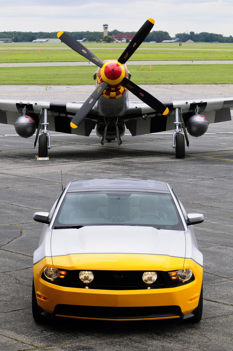 directing, no people, transportation, outdoors, mustang, airplane, taxi, motion, car, propeller, flying, x, day, road, 2K, leaving, travel, ford, airport runway