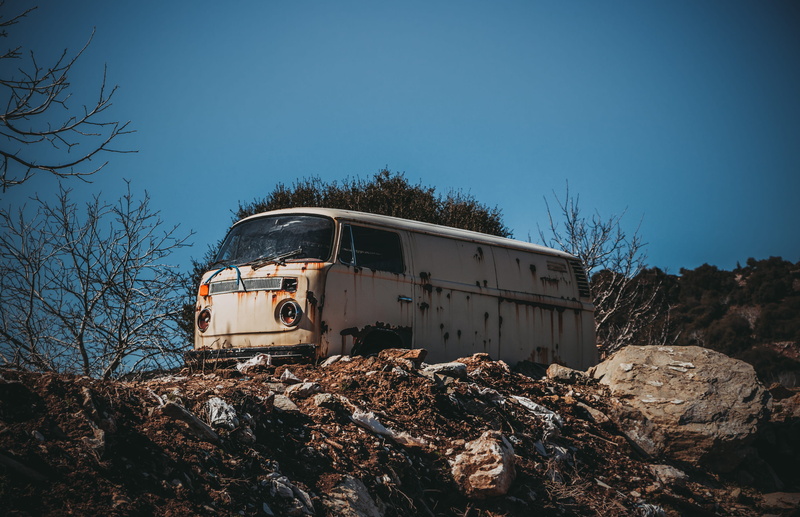 2K, tree, train, vehicle, rock, decline, caravan, land vehicle, bus, damaged, run-down, obsolete, offroad, vw bus, solid, oldtimer, sunlight, rv, plant