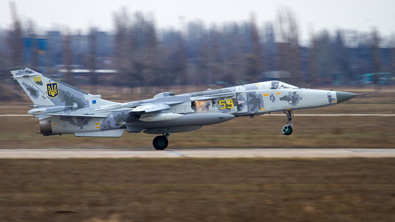 1080P, Chassis, PTB, Ukrainian air force, Landing, Su-24MR, Su-24, WFP, Ukraine