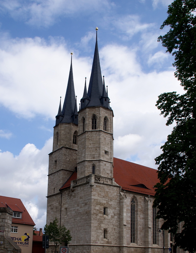 plant, gothic style, no people, religion, day, cloud - sky, building exterior, low angle view, place of worship, summer, mulhouse, 2K, spires, church