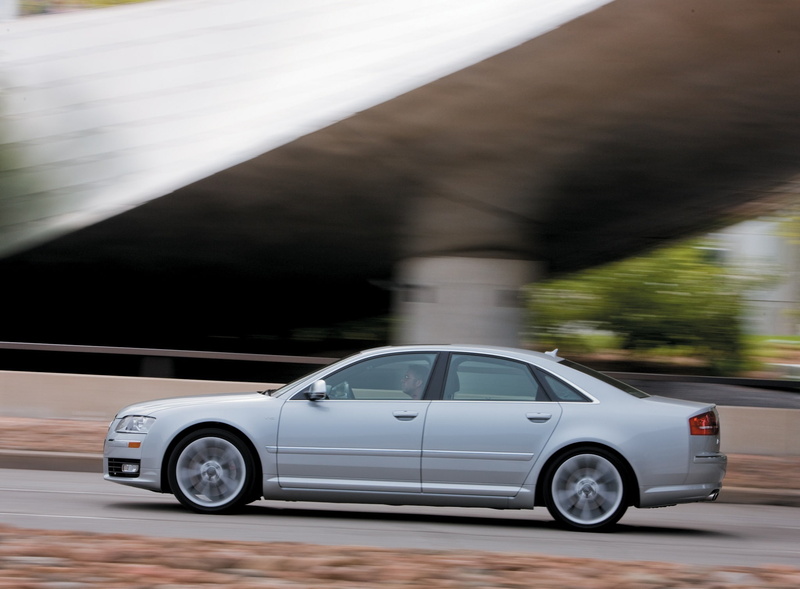 s, luxury, motor vehicle, travel, outdoors, blurred motion, road, speed, Audi, sports car, on the move, land vehicle, 2008, day, built structure, car, no people