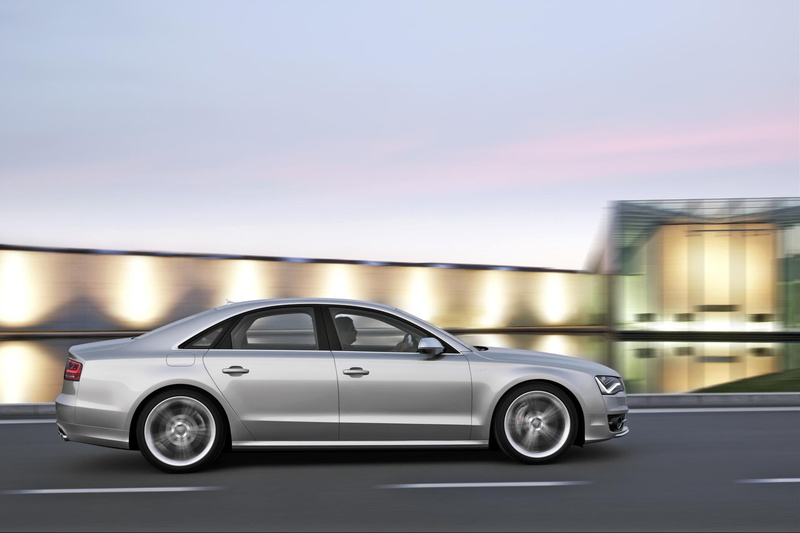 exclusive, city, motor vehicle, street, 1080P, building exterior, s, tfsi, sky, road trip, copy space, speed, architecture, audi, wealth, no people, motion
