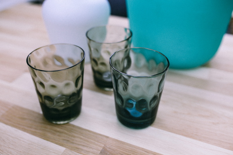 food and drink, wood - Material, food, accesories, no People, refreshment, decorations, glass, hk living, drinking Glass, still life, indoors, focus on foreground