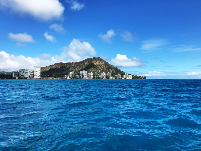 rippled, diamond head, scenics - nature, beauty in nature, architecture, water, nature, mamala bay, 2K, built structure, sea, day, tranquility, waikiki