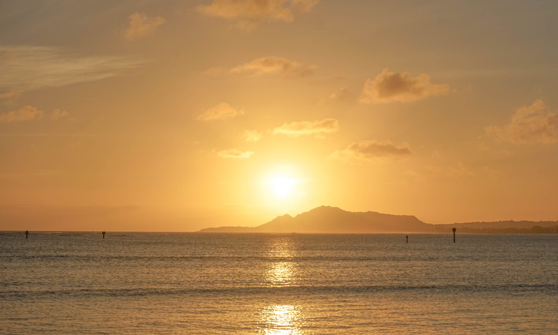 tranquility, outdoors, cozy, bright, orange color, water, idyllic, united states, beauty in nature, diamond head, reflection, ocean, wanderlust, horizon over water