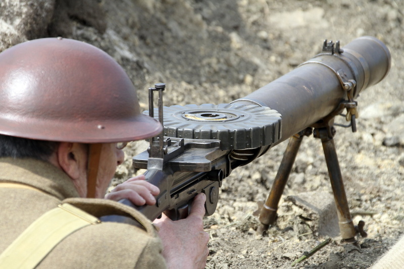 close-up, adult, government, protection, day, security, holding, headshot, First, times, world, machine gun, 1080P, army soldier, weapons, soldiers, weapon