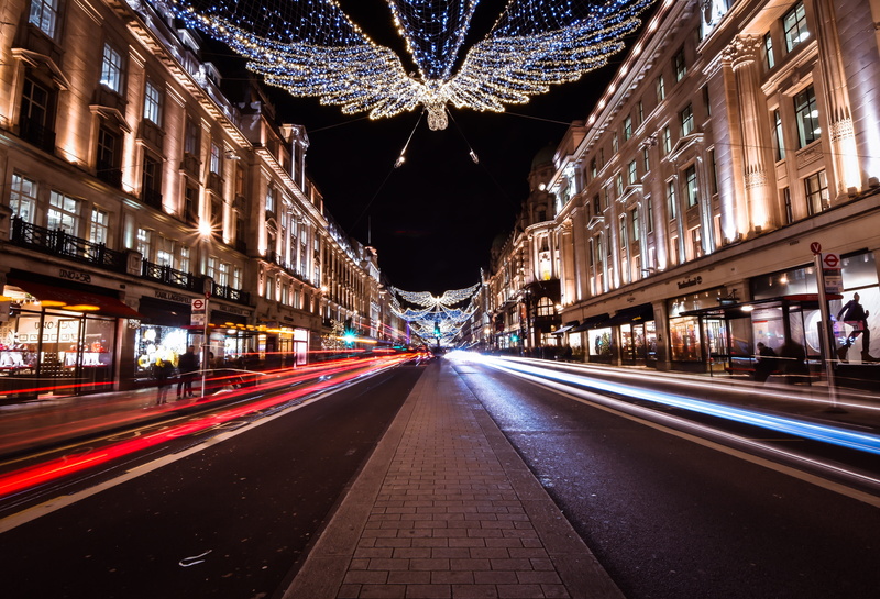 united kingdom, regent street, outdoors, light trail, the way forward, road, building, 5K, exposure, regent, building exterior, lights, glowing, built structure